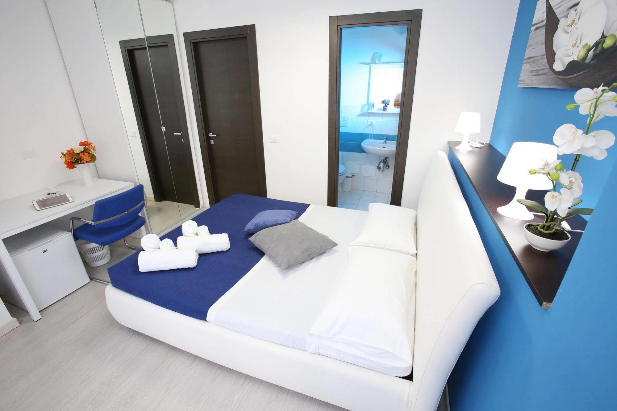 Iris Room Рим Экстерьер фото