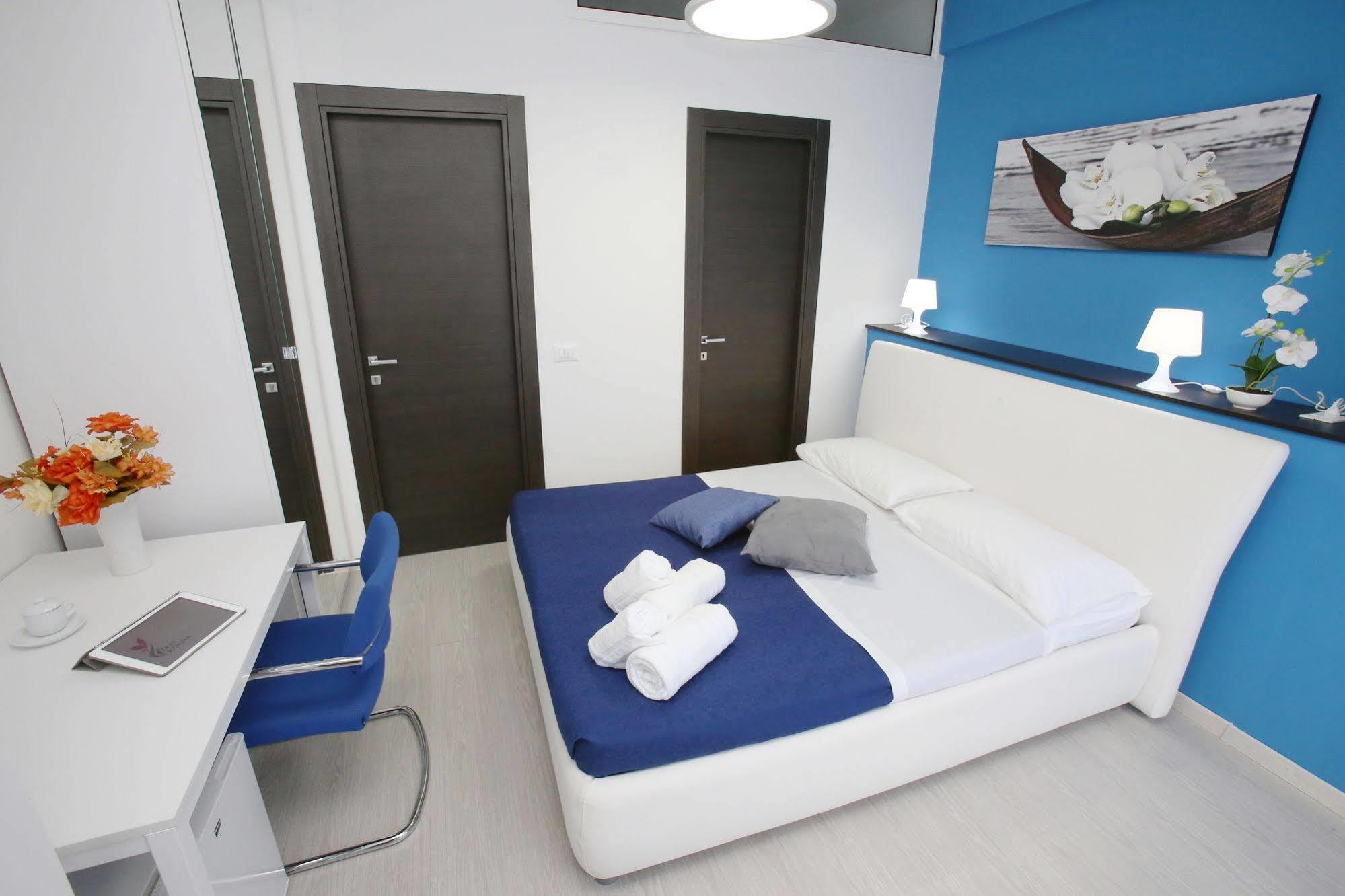 Iris Room Рим Экстерьер фото